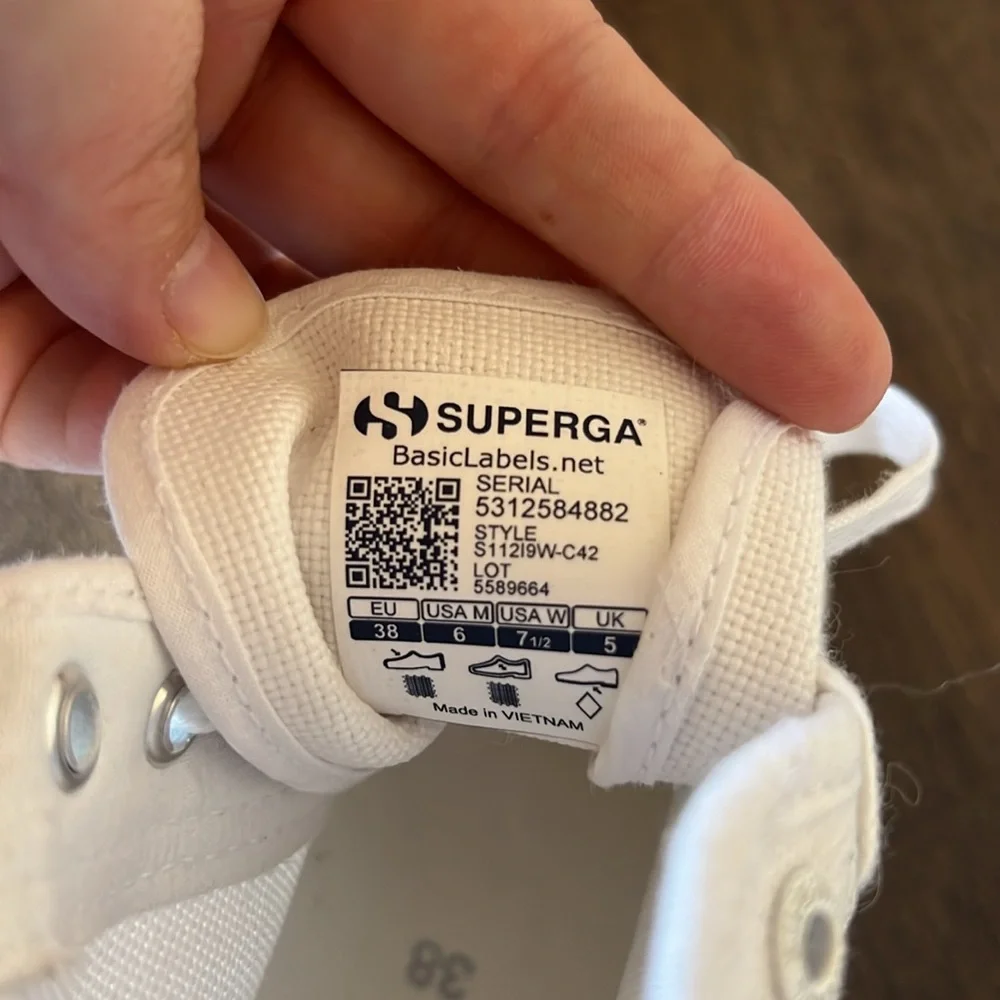 Superga high tops. Sz 38. Great used condition. White. - Picture 5 of 5